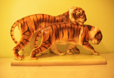 купить фарфоровую фигуру, фигура пара тигров, тигры фарфор,тигр керамика,  австрийская керамика (Austria Keramos Manufaktur ), фарфор Вена