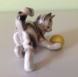 купить фарфор, котенок фарфоровый,  котенок с мячом, фарфор Германия, Графенталь (Grafenthal Porzellan), играющий котенок 
