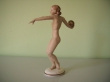 купить фарфоровую статуэтку, статуэтка фарфоровая, девушка с мячом, Хутченройтер, Hutschenreuther, художник Карл Вернер (Carl Werne